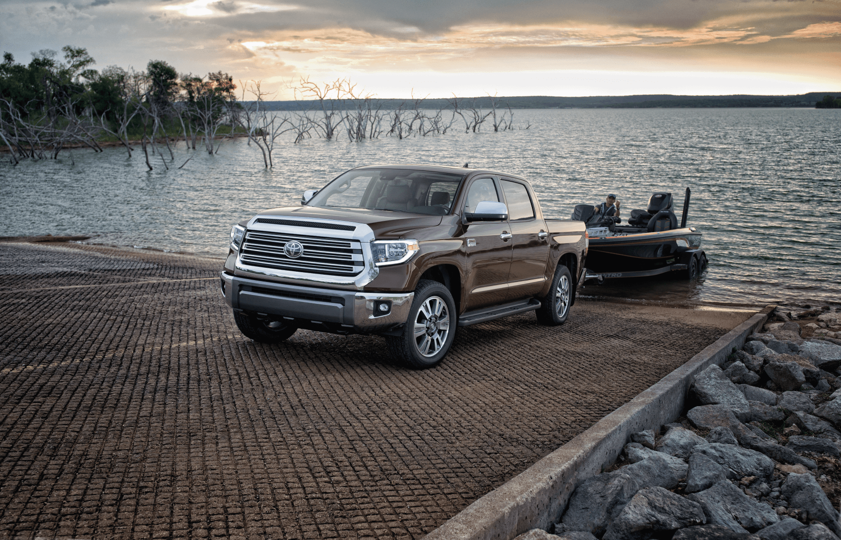 2020 Toyota Tundra Towing Boat