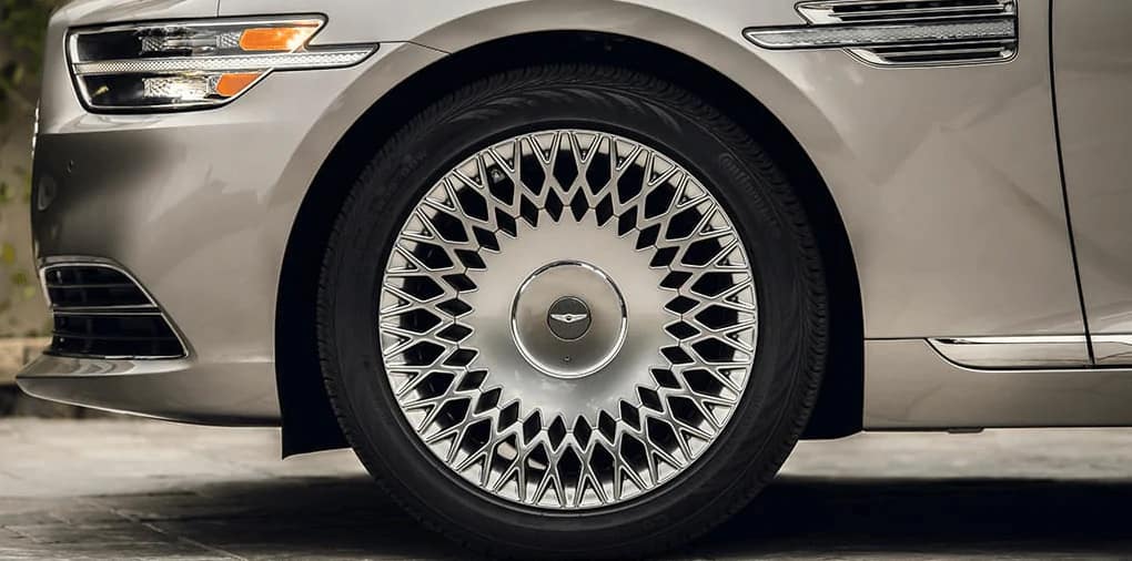 Closeup of Genesis Tire and Accessory