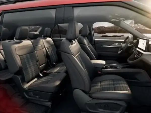2025 EXPLORER Interior