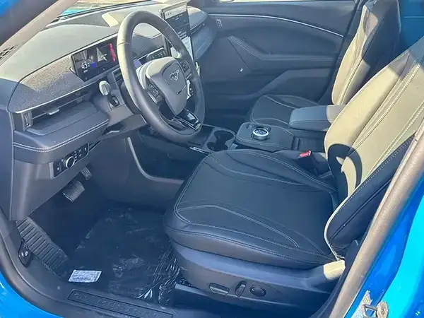 2025 Mustang Mach-E Comfort