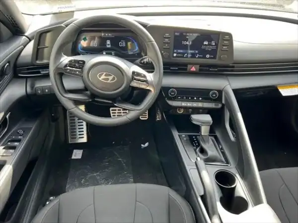 2025 Selantra Sport Dashboard & Infotainment