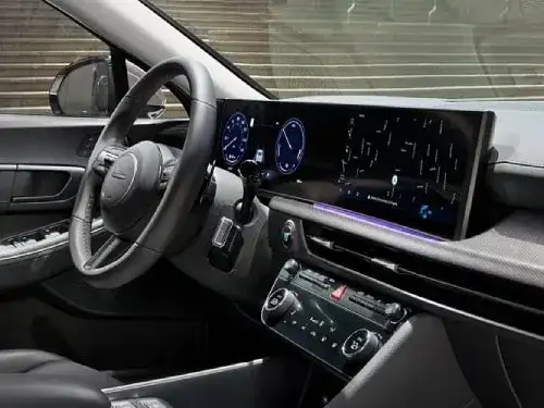 2025 Hyundai SONATA dash