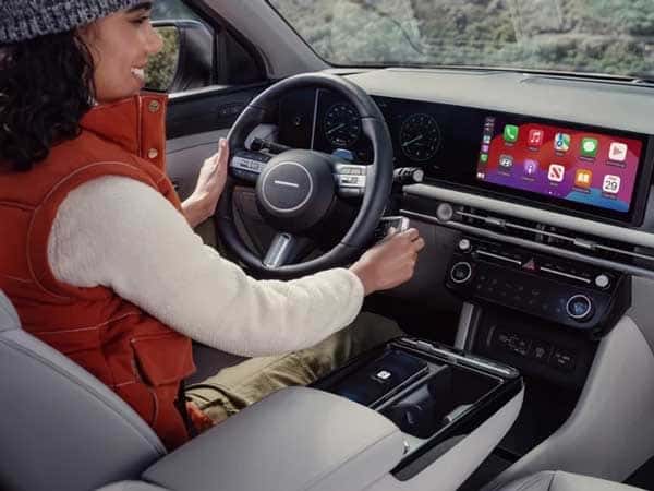 2025 Tucson Dash & Infotainment