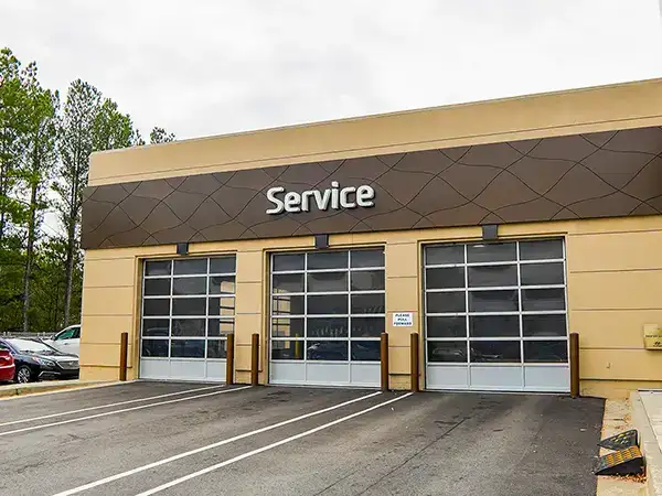 ALM Hyundai West service bay