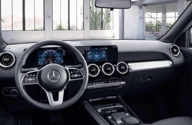 steering wheel and dashboard of the 2022 Mercedes-B
