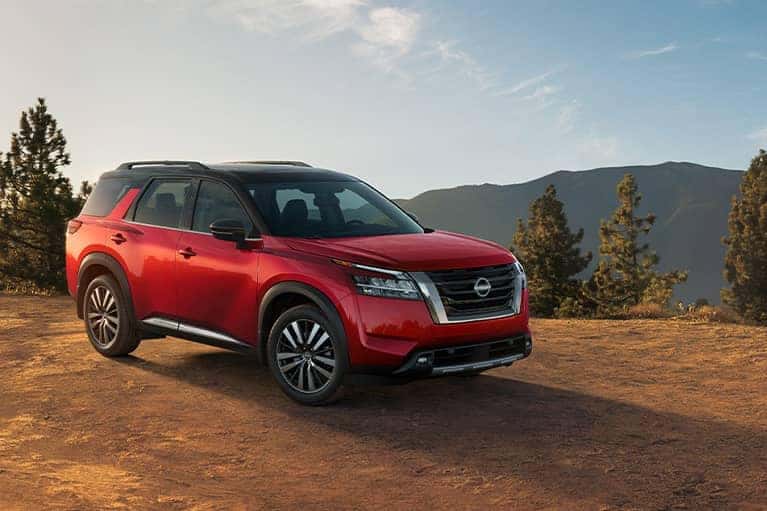 Scarlet Ember 2022 Nissan Pathfinder at sunset_mobile