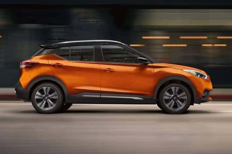 2020-nissan-kicks-gallery-exterior-passenger-side-mobile