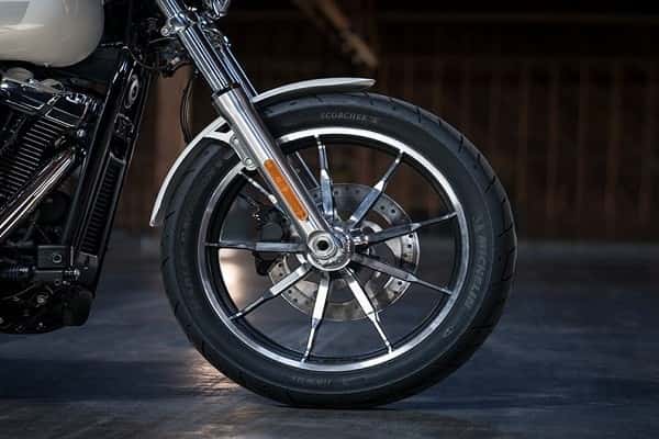 https://di-uploads-development.dealerinspire.com/avalancheharleydavidson/uploads/2017/08/003-kf3-cast-wheels.jpg