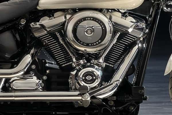https://di-uploads-development.dealerinspire.com/avalancheharleydavidson/uploads/2017/08/004-kf4-MKE-EIGHT-107-Engine.jpg