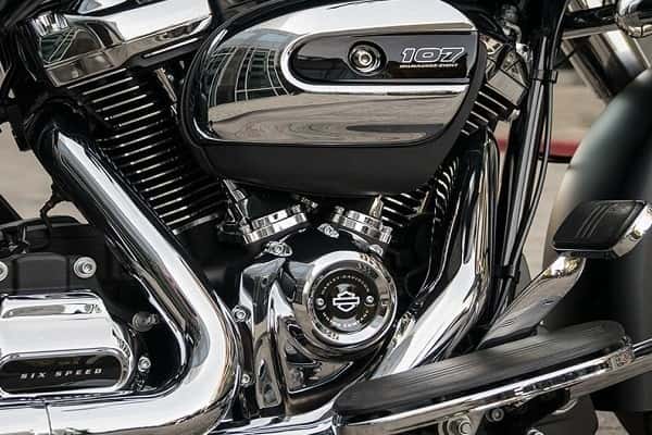 https://di-uploads-development.dealerinspire.com/avalancheharleydavidson/uploads/2017/08/004-kf4-mke-eight-107-engine-1.jpg