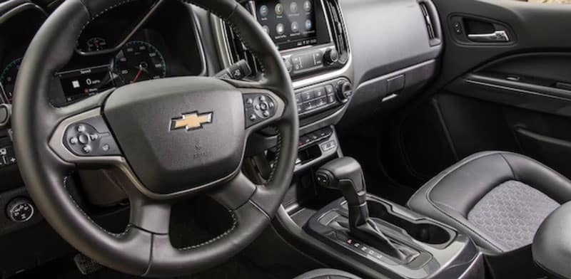 2020 Chevy Colorado interior