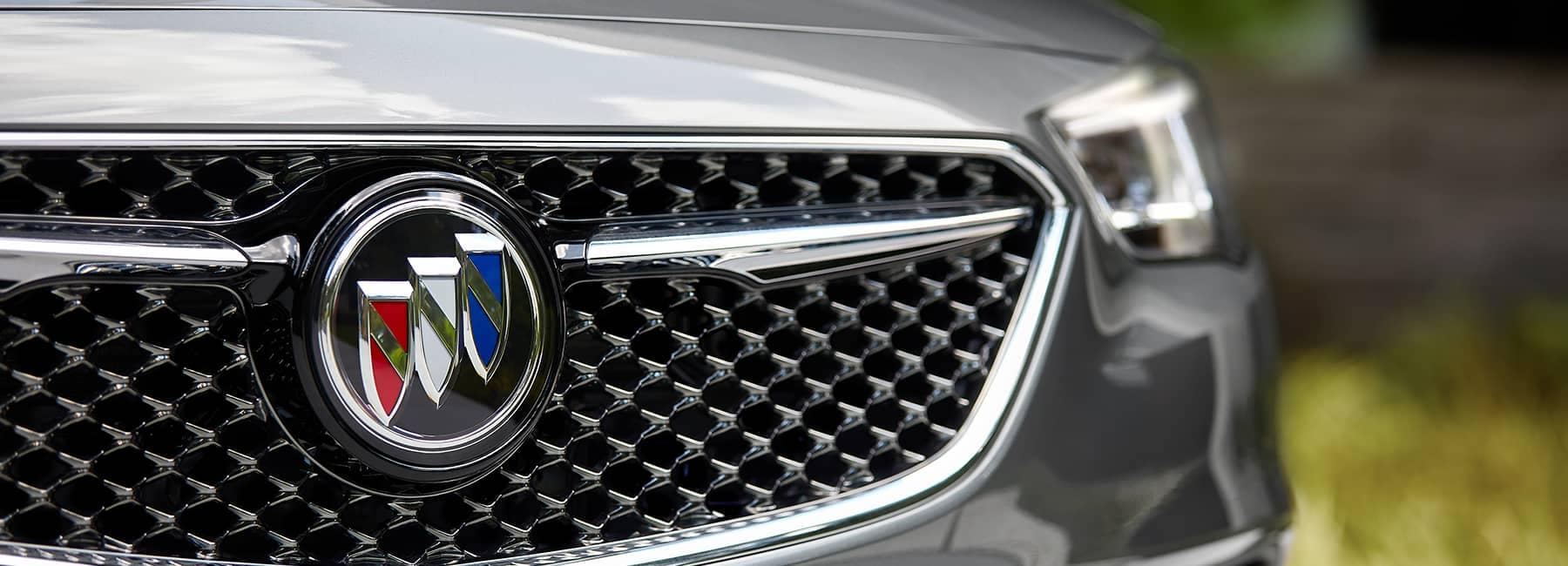 Grey 2020 Buick Regal Sportback Front Grille