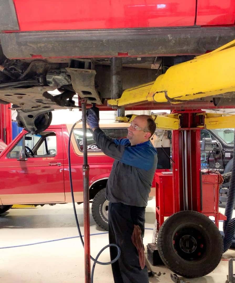 Bill Brown Technician working on car