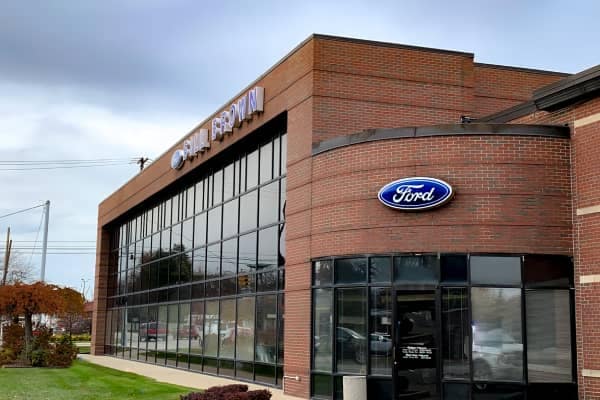 Exterior-view-of-Bill-Brown-Ford-Livonia-Michigan
