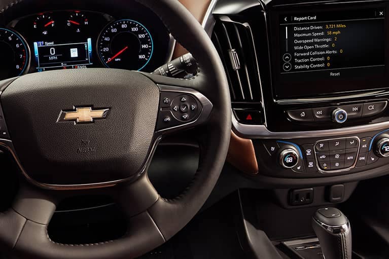 2020 Chevrolet Traverse Interior Dashboard_mobile