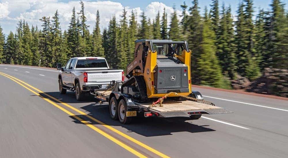 2020 Chevy Silverado 1500 vs. 2500: Towing Capacity