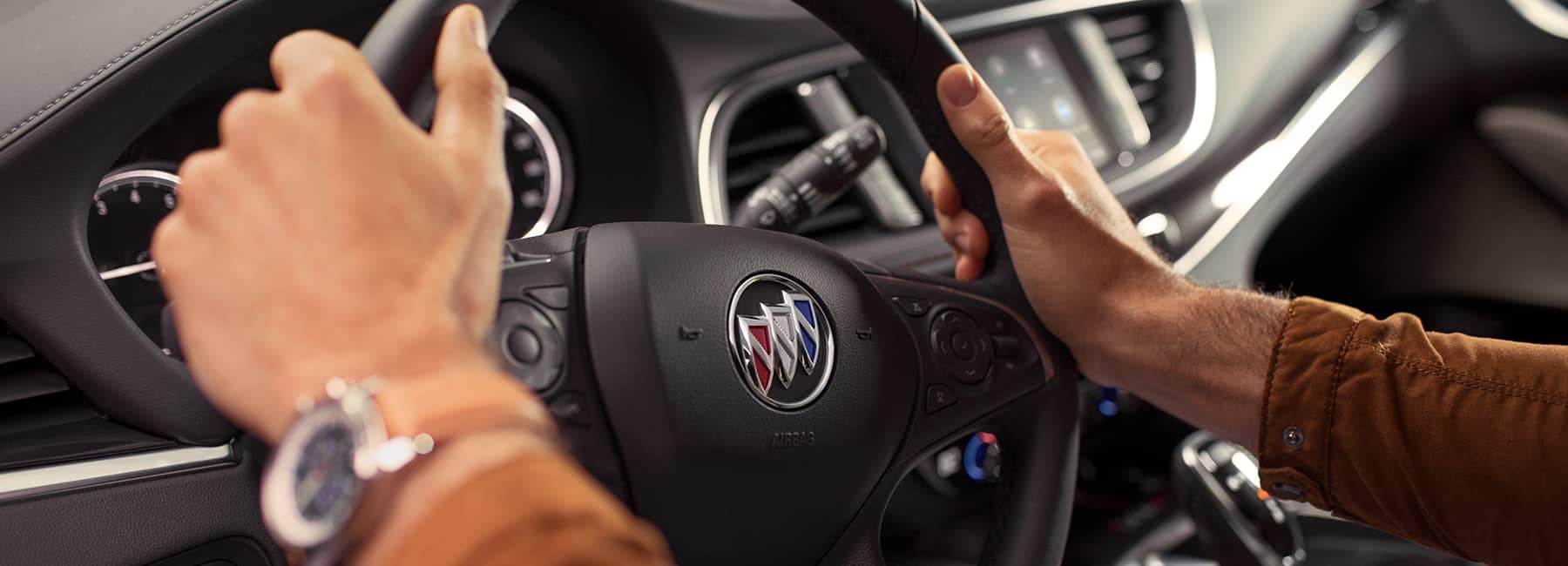 2020 Buick Enclave Steering Wheel_mobile