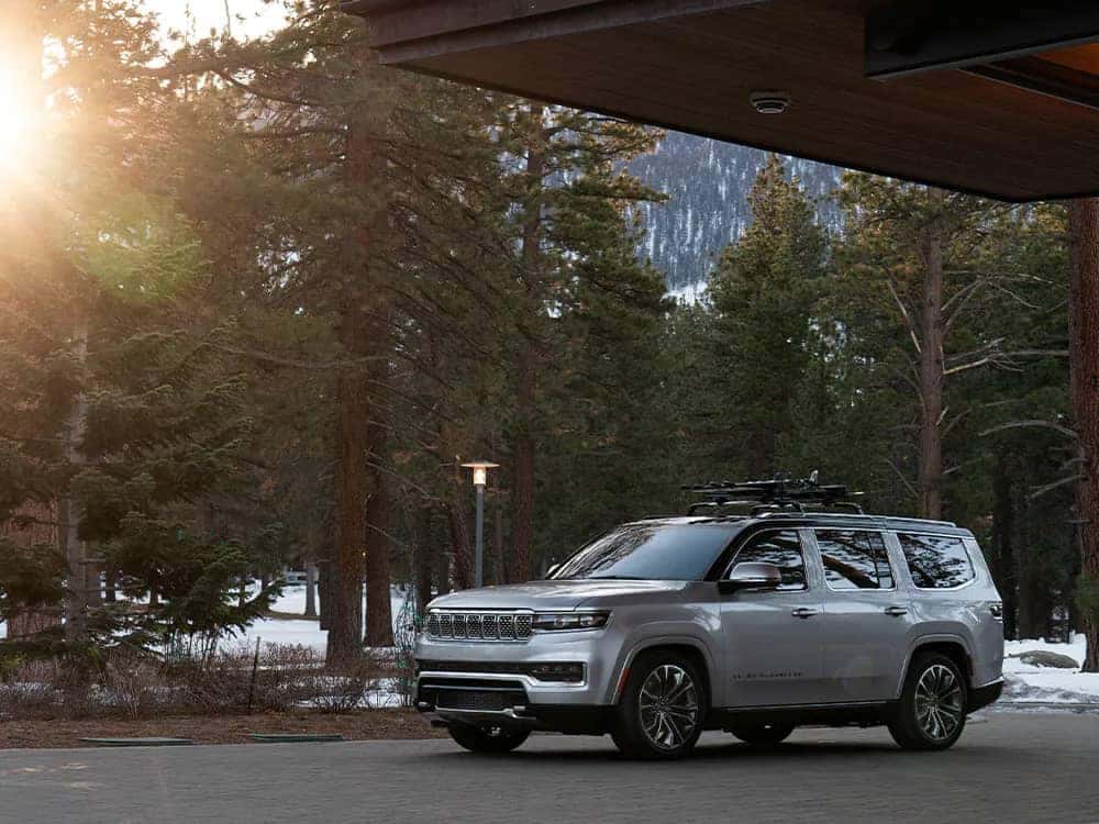 Jeep Wagoneer