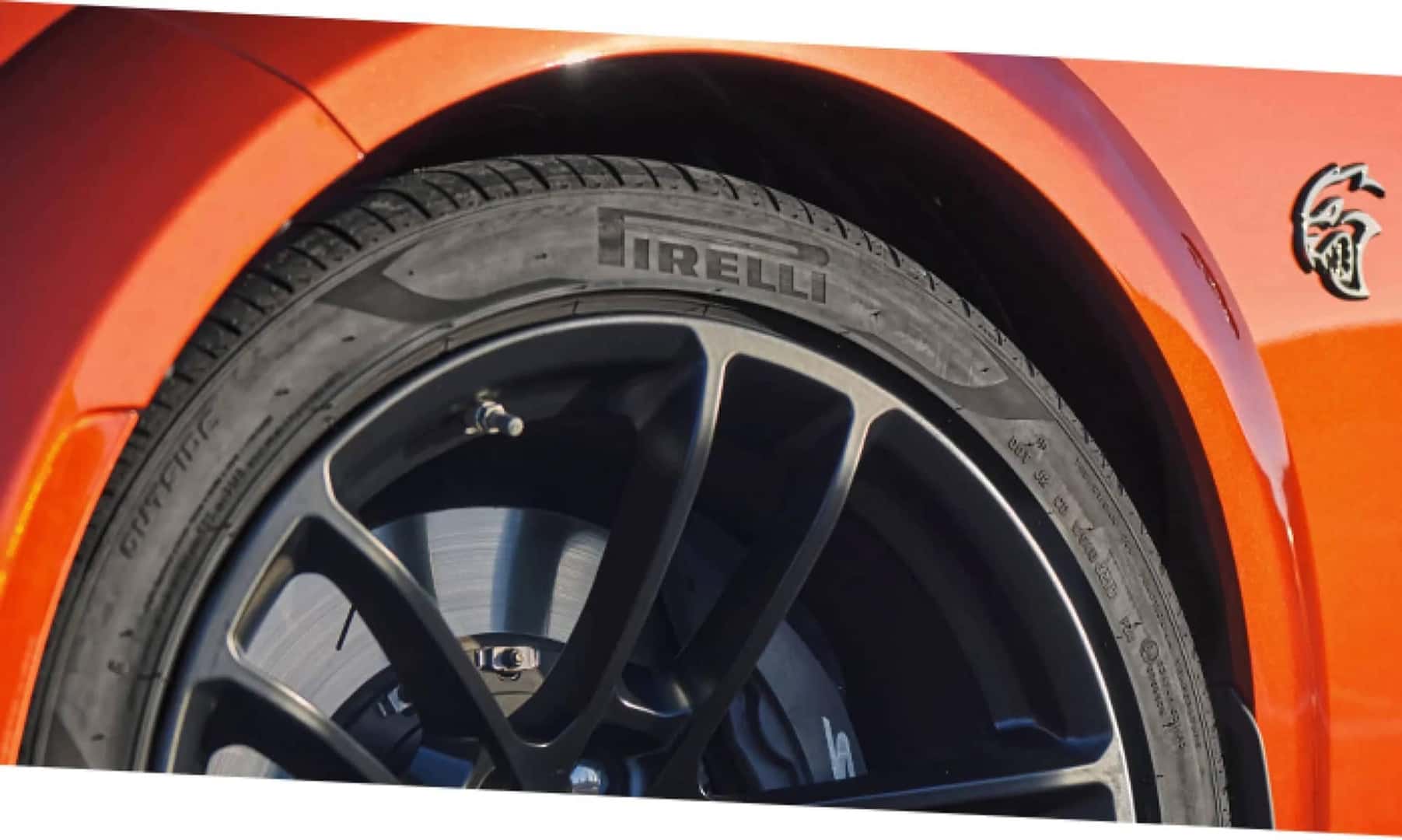 2022-dodge-charger-performance-pirelli-tires.jpg.image.2880