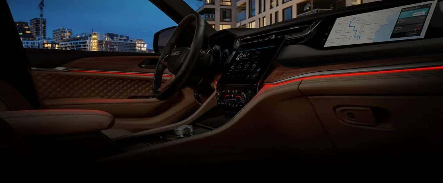 2023-Grand-Cherokee-Interior-Ambient-LED-Lighting-On-Desktop.jpg.image.1440