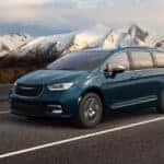 Cape Coral Chrysler Dodge Jeep Ram 2023 Chrysler Pacifica Hybrid