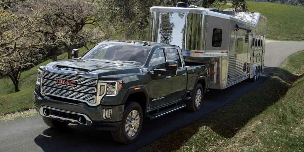 Discover the 2022 GMC Sierra 2500 HD Towing Capacity