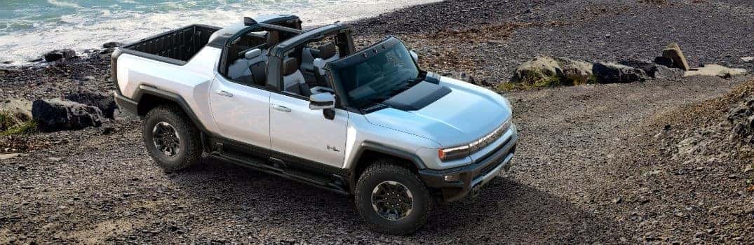 2022 GMC HUMMER EV Exterior Passenger Side Front Profile