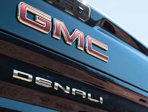 2022 GMC Denali Tailgate_mobile
