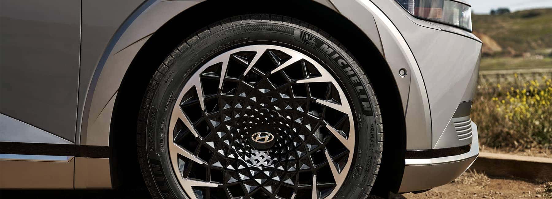 Hyundai front tire
