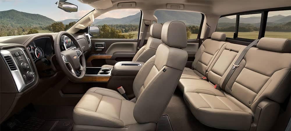 Heres the new 2022 Chevy Silverado interior Its so much better  Autoblog