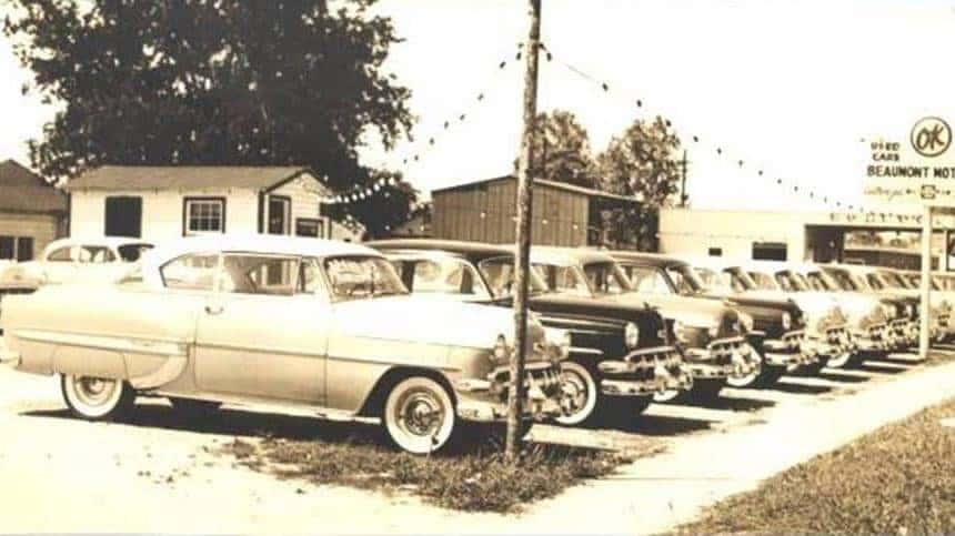 HIstory--Photo of classic cars