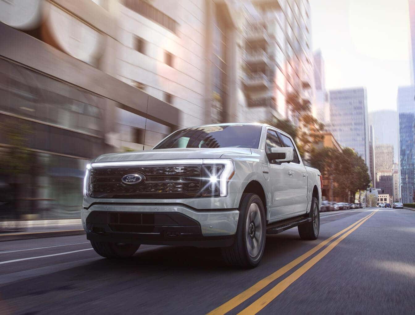 Ford F-150 Lightning vs. GMC HUMMER EV Pickup