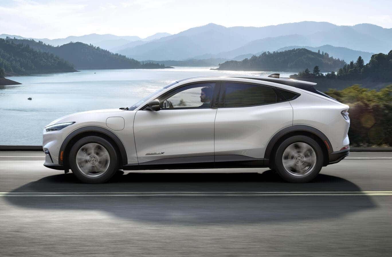 Ford Mustang Mach-E vs. Tesla Model 3 Range