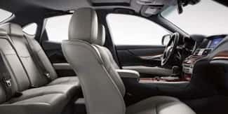 Side ViewI nterior Q70