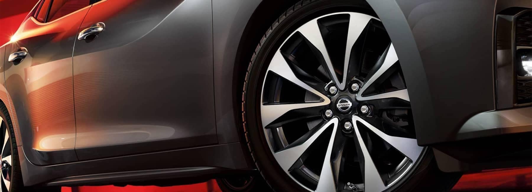 close up of 2020-Nissan-Maxima-wheel