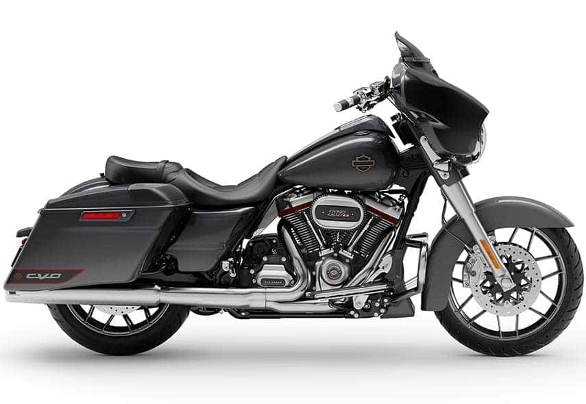 https://di-uploads-development.dealerinspire.com/dibrandhubharleydavidson/uploads/2019/08/20_FLHXSE_R_0000_Black-Stardust-Fade.jpg