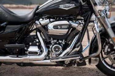 https://di-uploads-development.dealerinspire.com/dibrandhubharleydavidson/uploads/2019/08/TouringRoadKing01.jpg