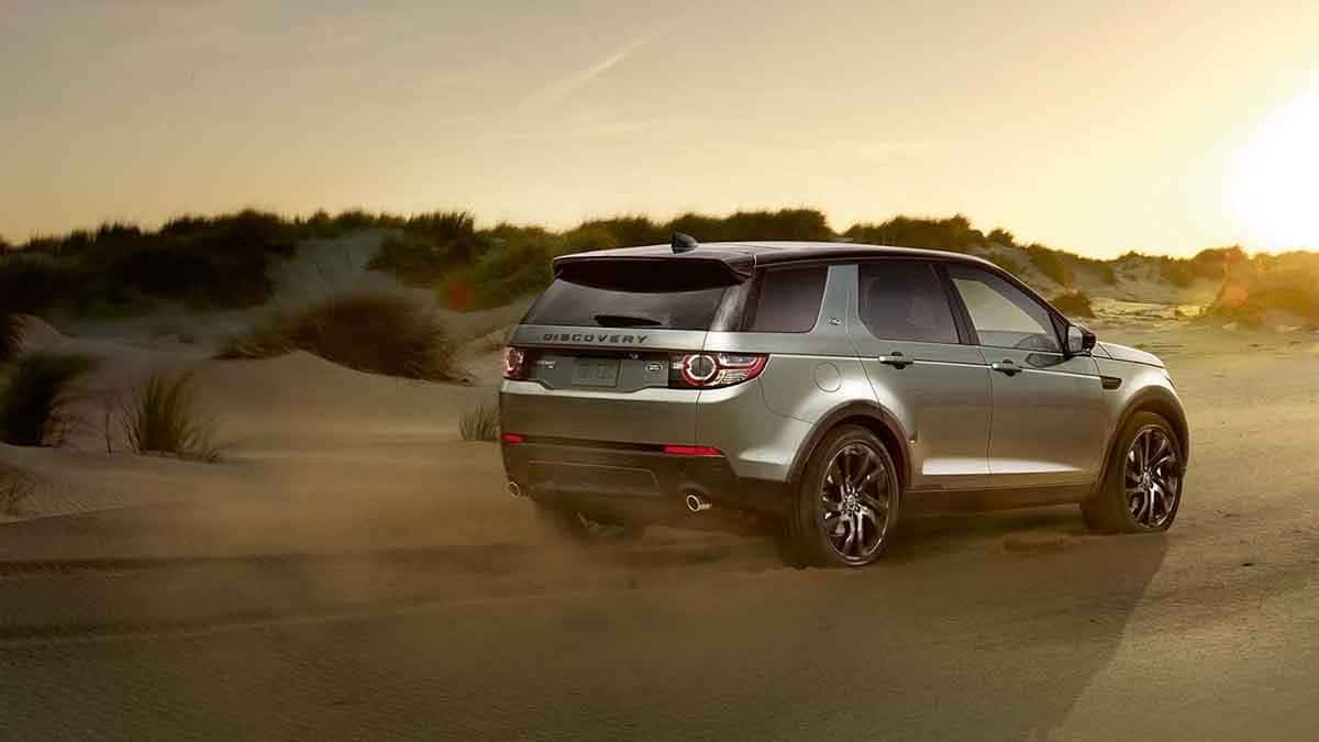 2018 Land Rover Discovery Sport off roading