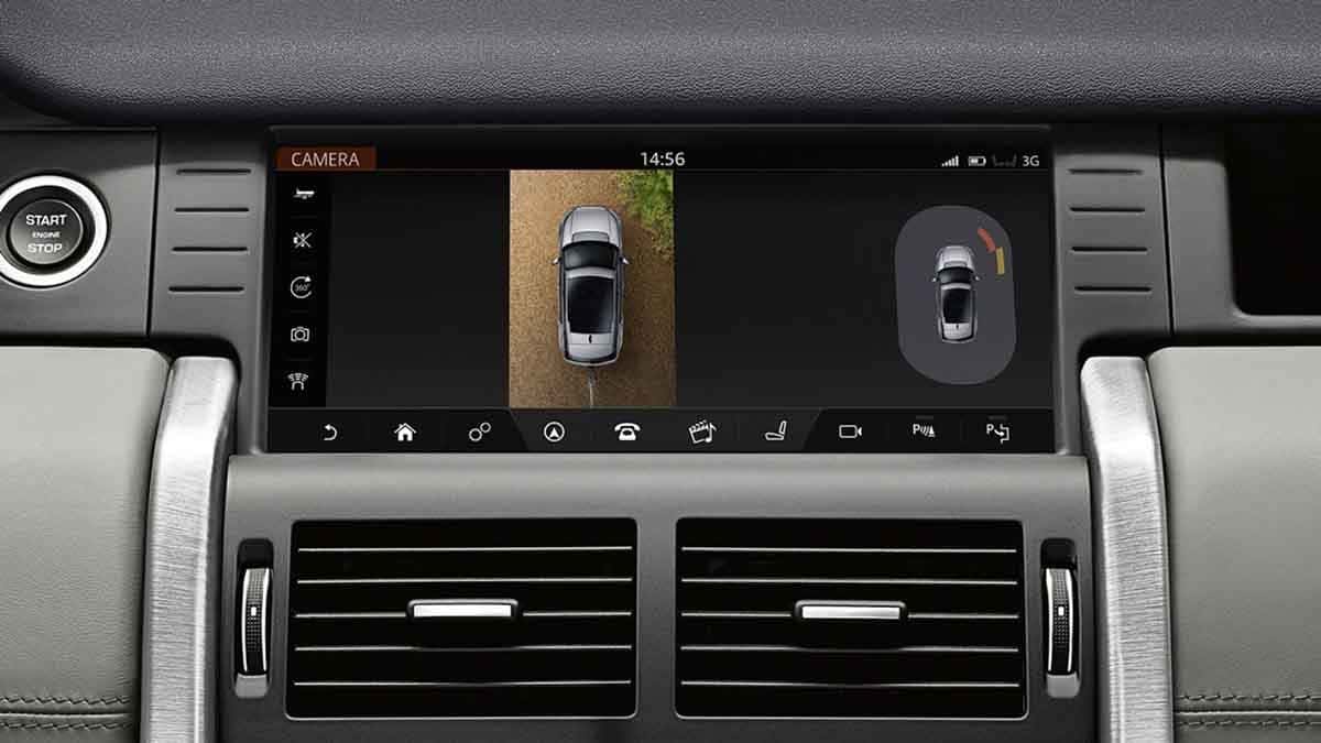 2018 Land Rover Discovery Sport interior technology features