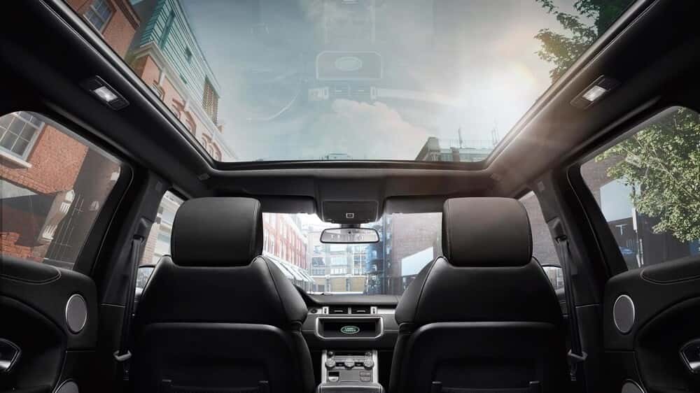 2018 Land Rover Range Rover Evoque Interior 01