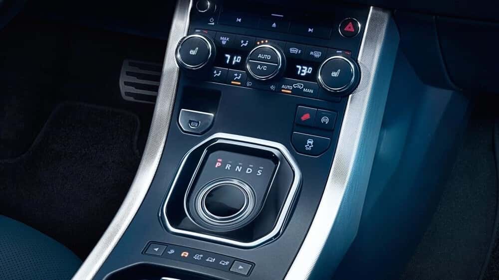 2018 Land Rover Range Rover Evoque Interior 04