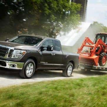 2018 Nissan Titan SV King cab towing