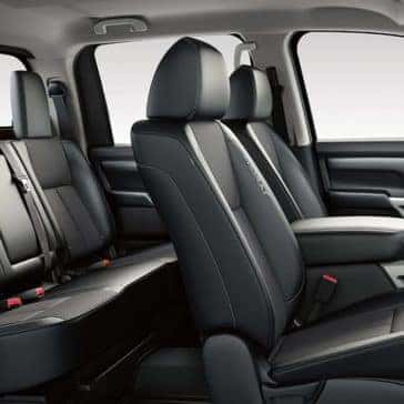 2018 Nissan Titan black cloth interior