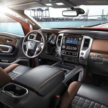 2018 Nissan Titan interior black and brown leather