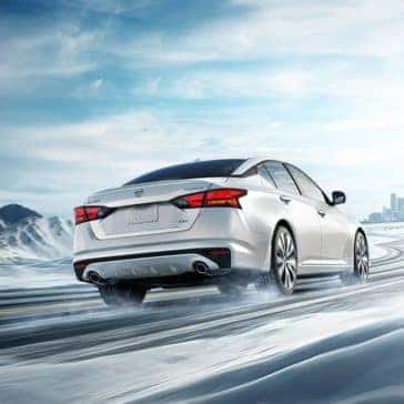 2019 Nissan Altima Driving in Snow