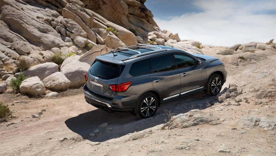 2018 Nissan Pathfinder Exterior Gallery 2