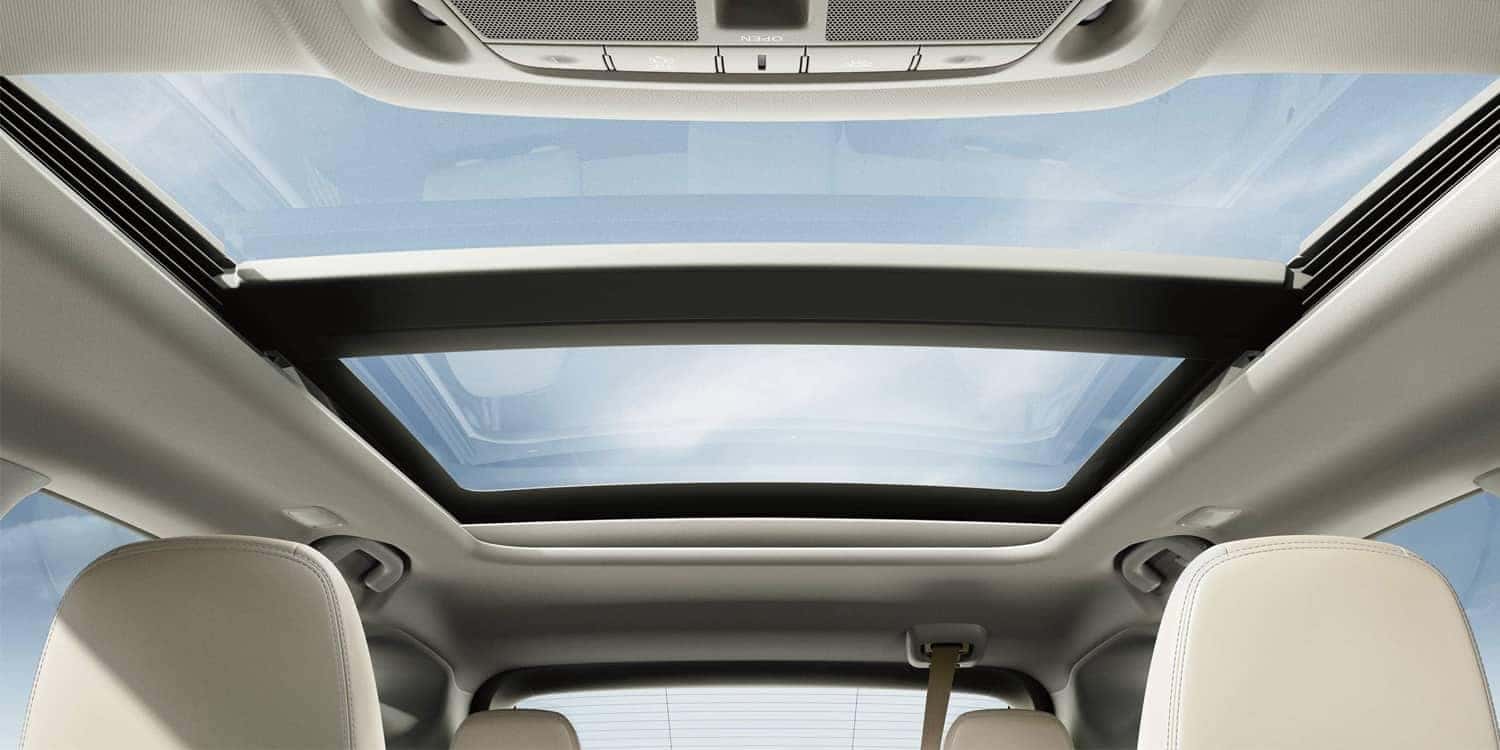 2019 Nissan Murano panoramic moonroof