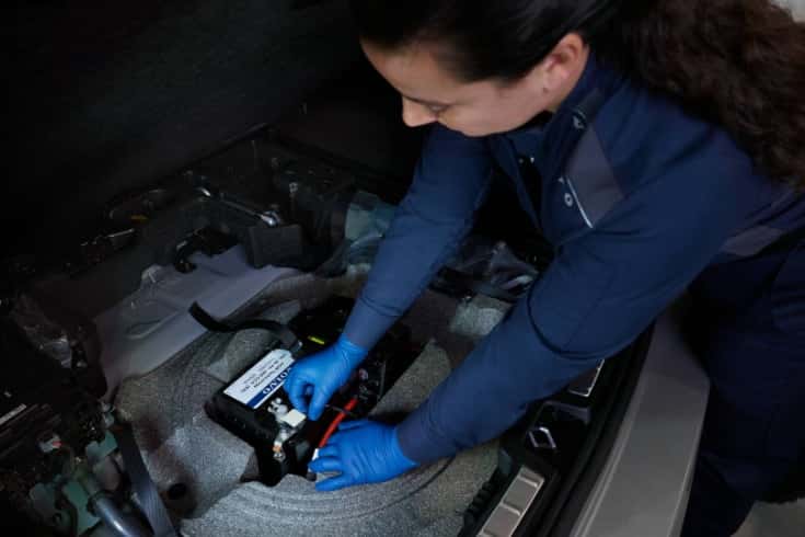 Volvo Genuine 12 Volt Battery Special
