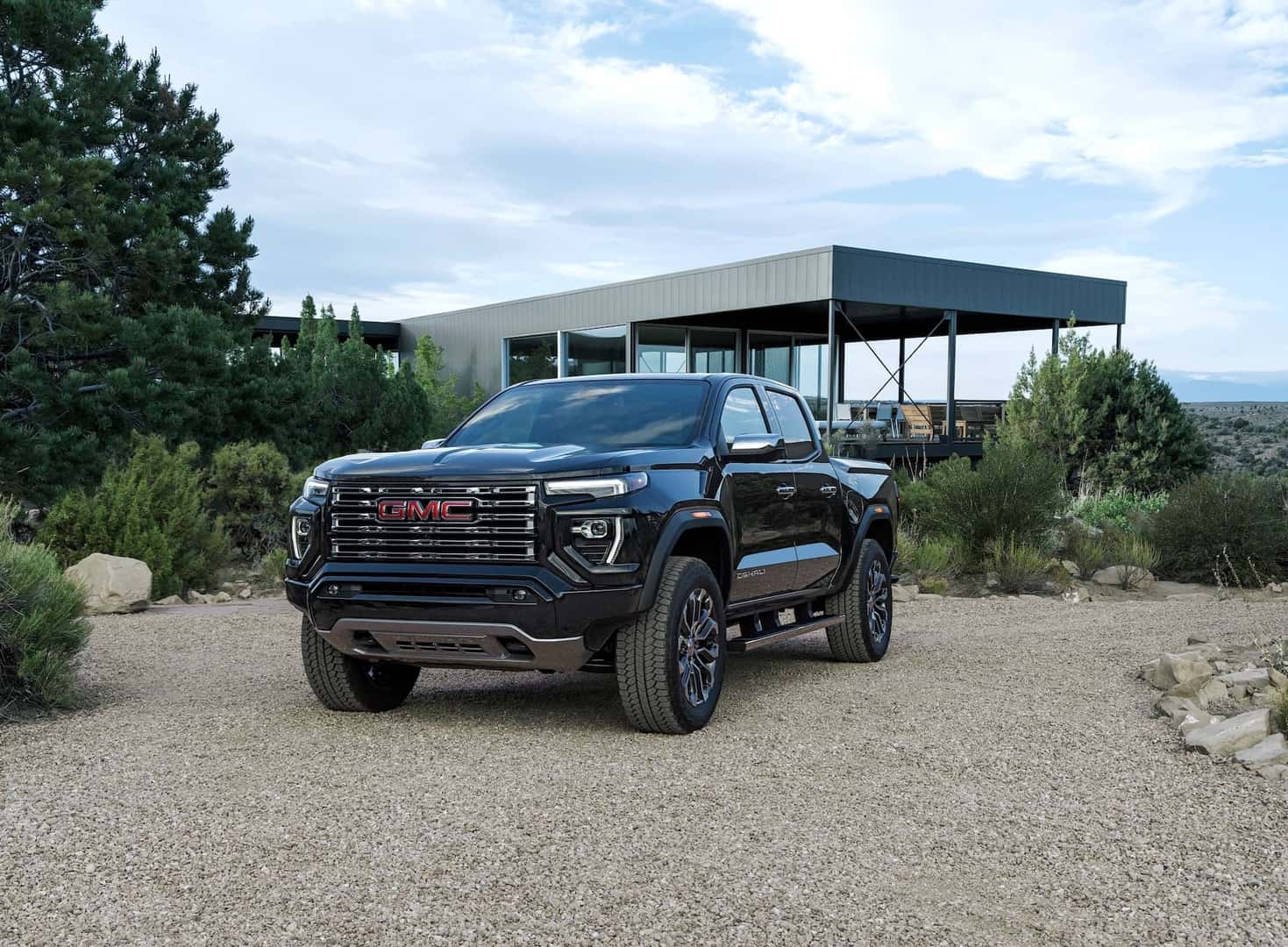 2023-gmc-canyon-denali-driver-1.4.jpg