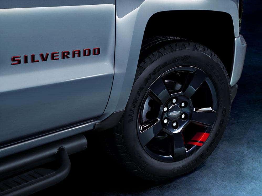 2019 chevy store silverado redline